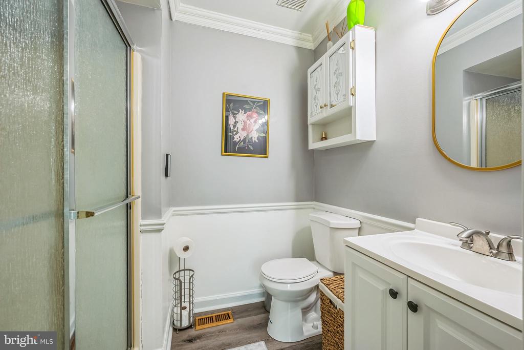 83 Fair Oaks Ct