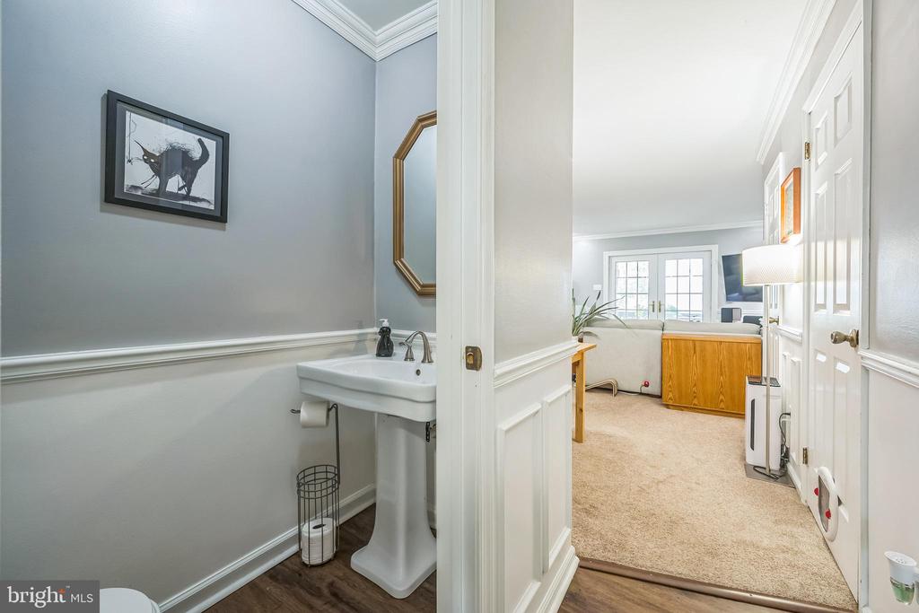 83 Fair Oaks Ct
