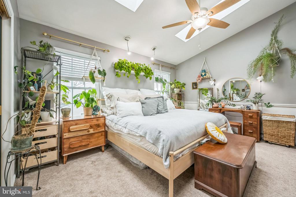 83 Fair Oaks Ct