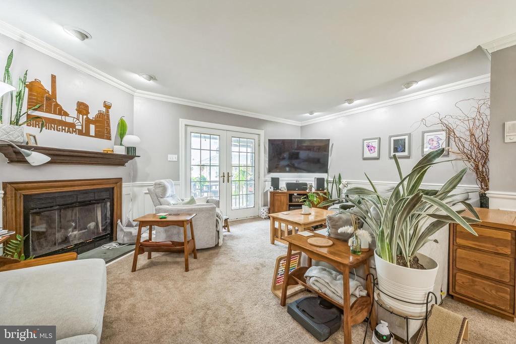 83 Fair Oaks Ct