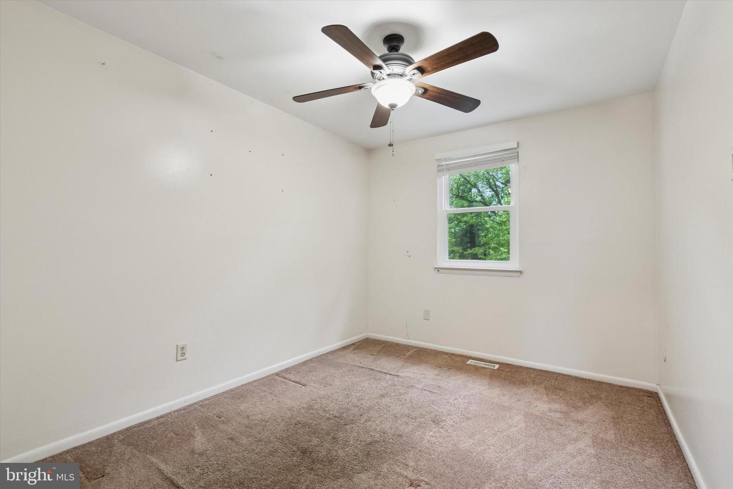 882 Williams Pl
