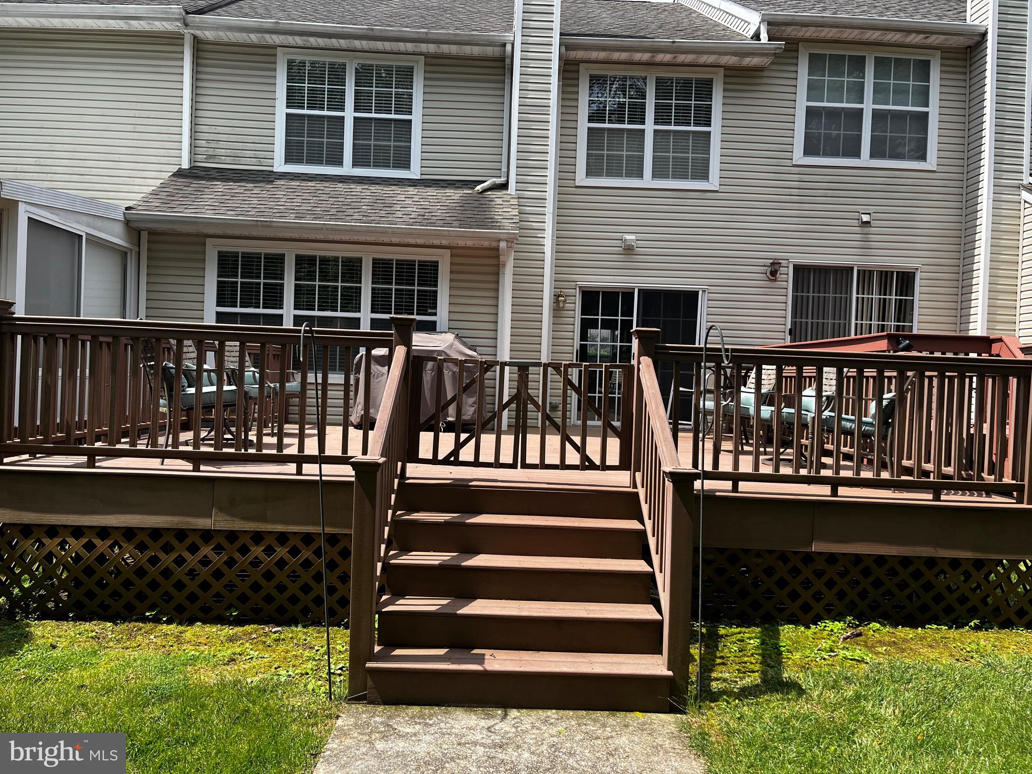 2251 Orchard Hill Cir