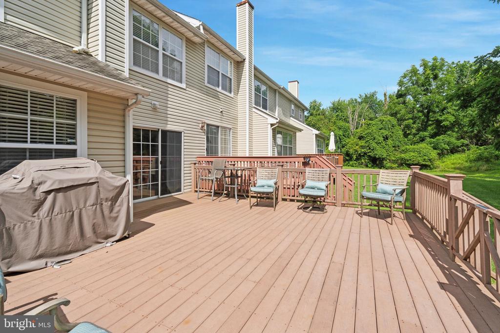 2251 Orchard Hill Cir