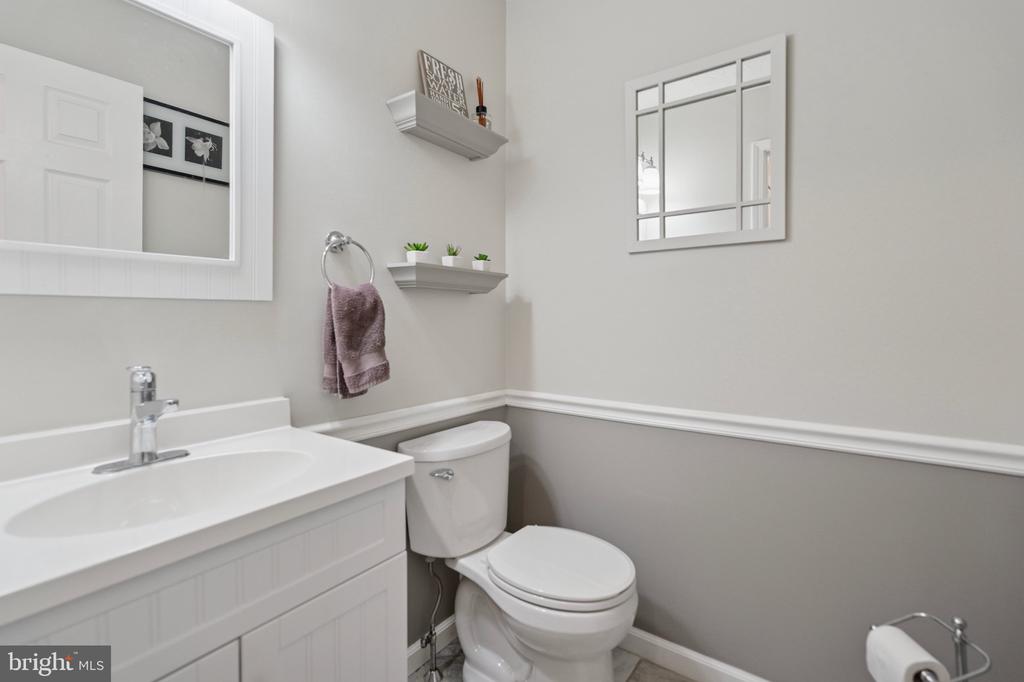2251 Orchard Hill Cir
