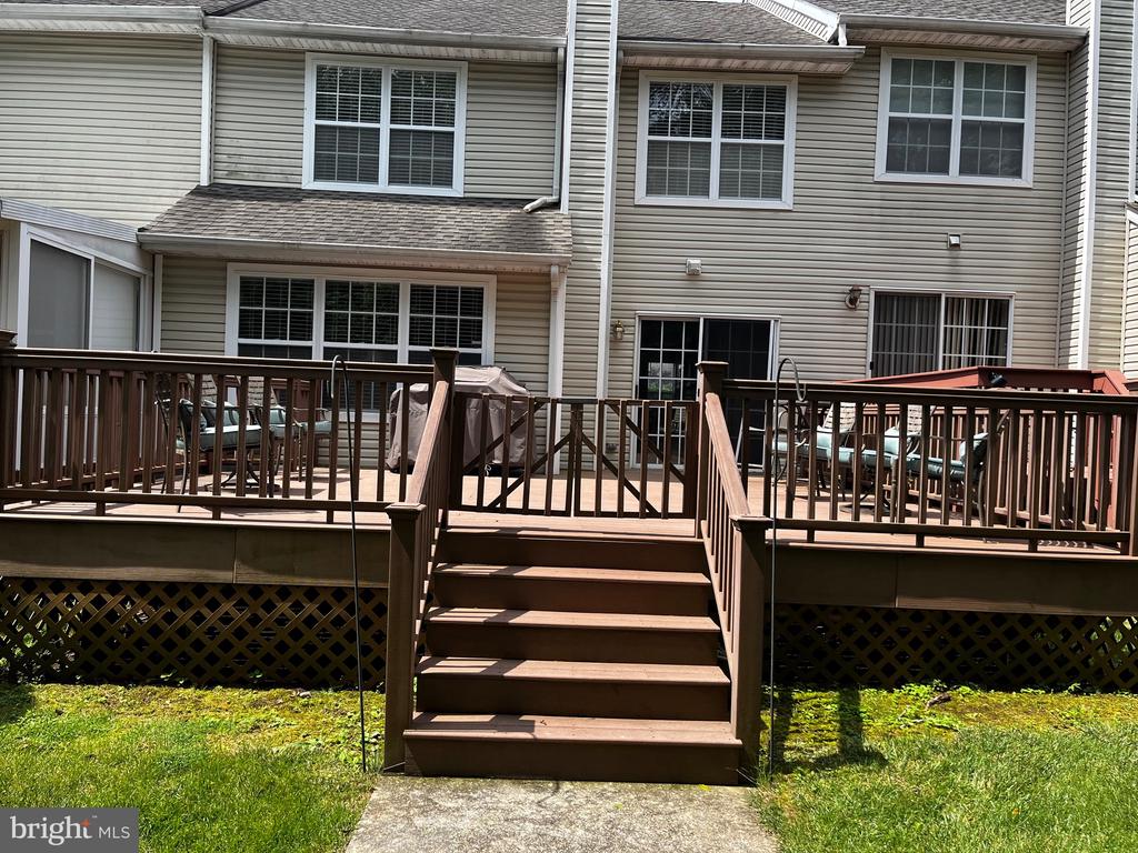 2251 Orchard Hill Cir