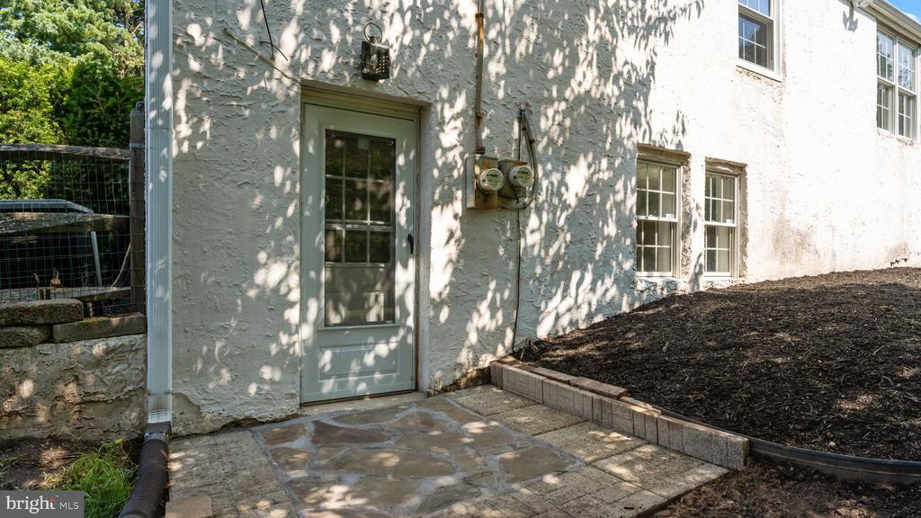 99 HILLTOP DRIVE