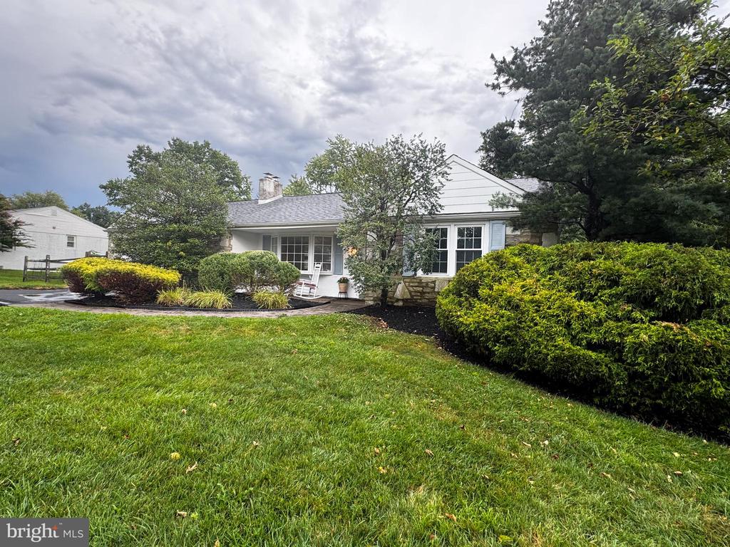 99 HILLTOP DRIVE