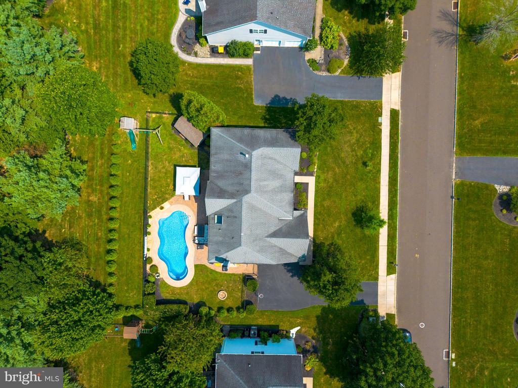 3937 TRAILS WAY WEST