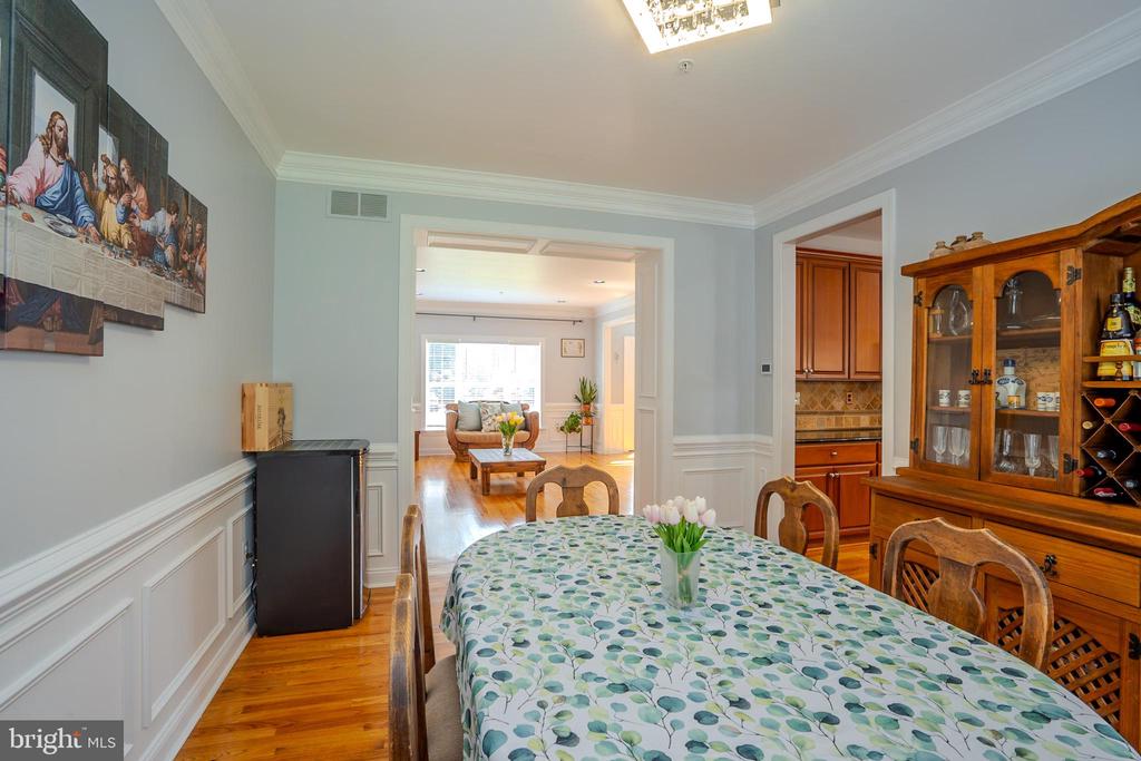 3937 TRAILS WAY WEST