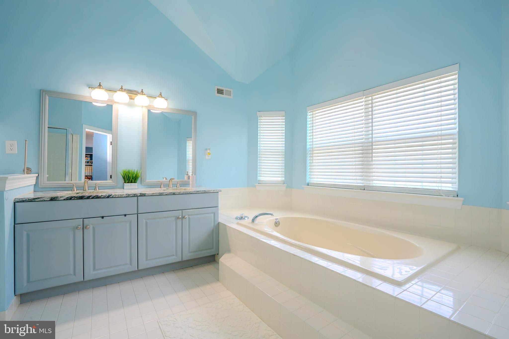 3937 TRAILS WAY WEST