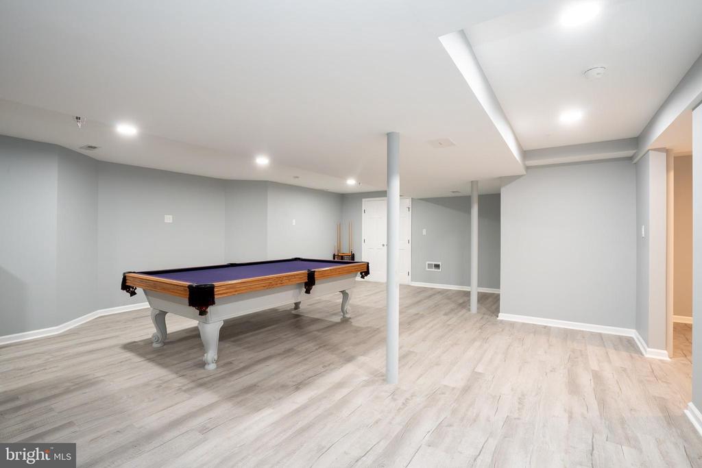 3937 TRAILS WAY WEST