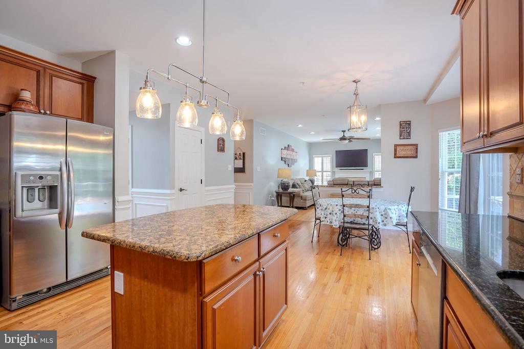 3937 TRAILS WAY WEST