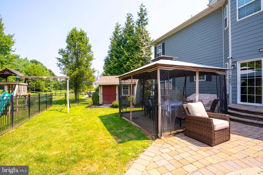 3937 TRAILS WAY WEST