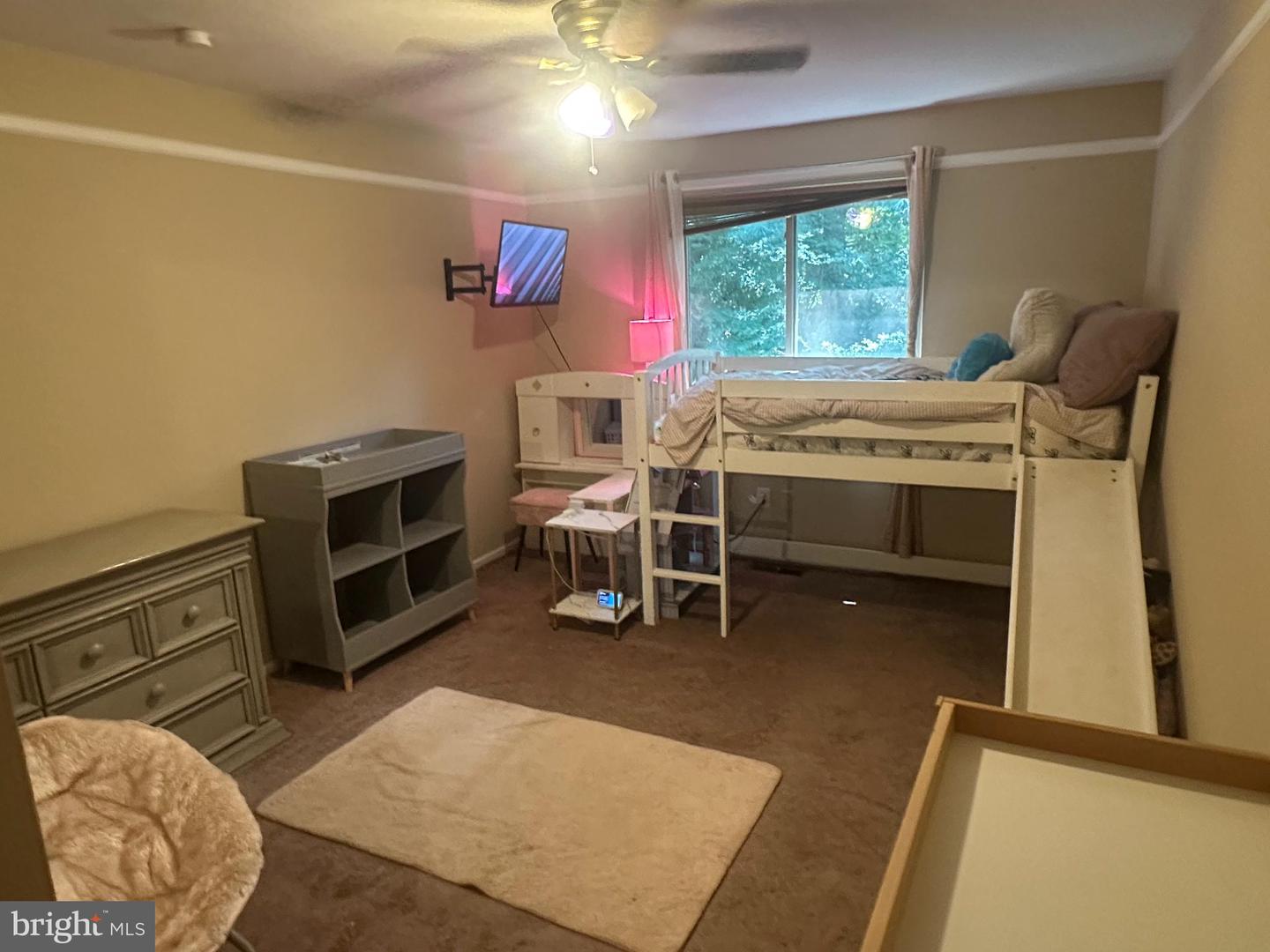 630 VALLEY STREAM CIR