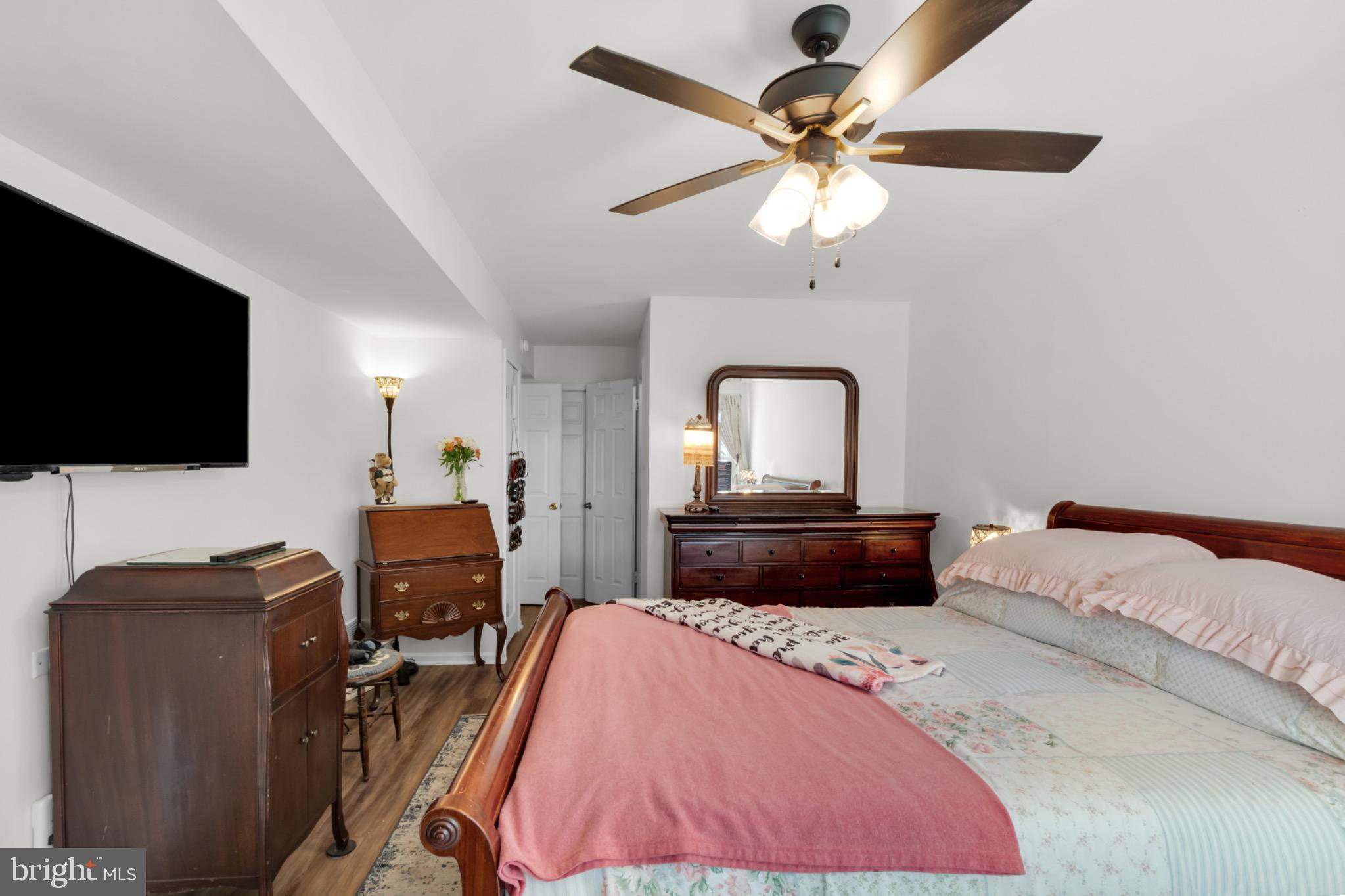 24010 BEACON HILL DRIVE