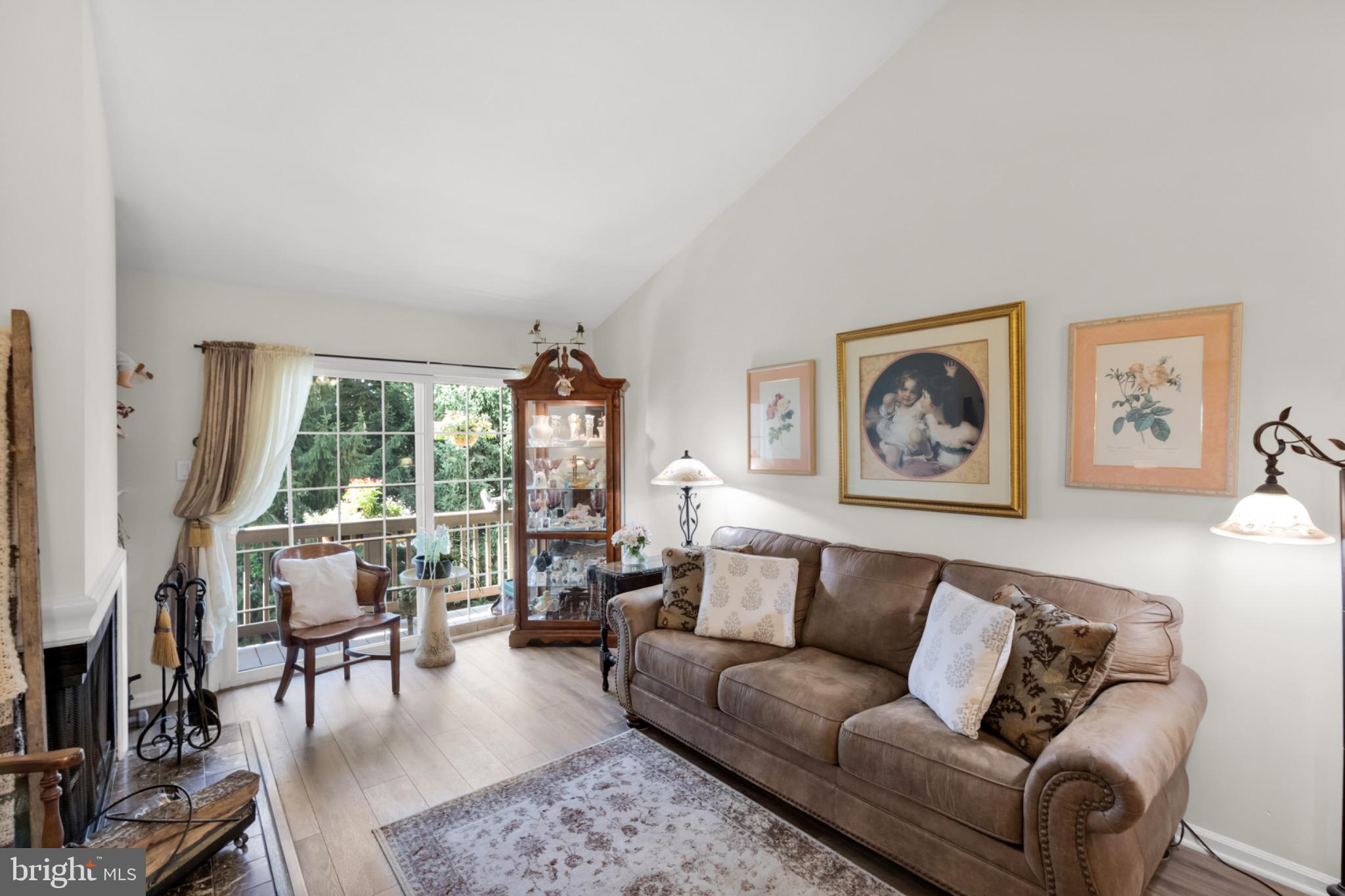 24010 BEACON HILL DRIVE