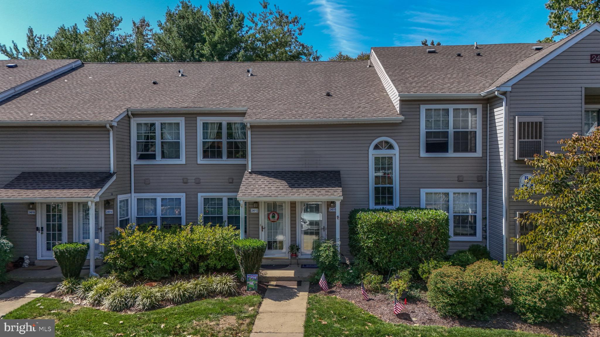 24010 BEACON HILL DRIVE