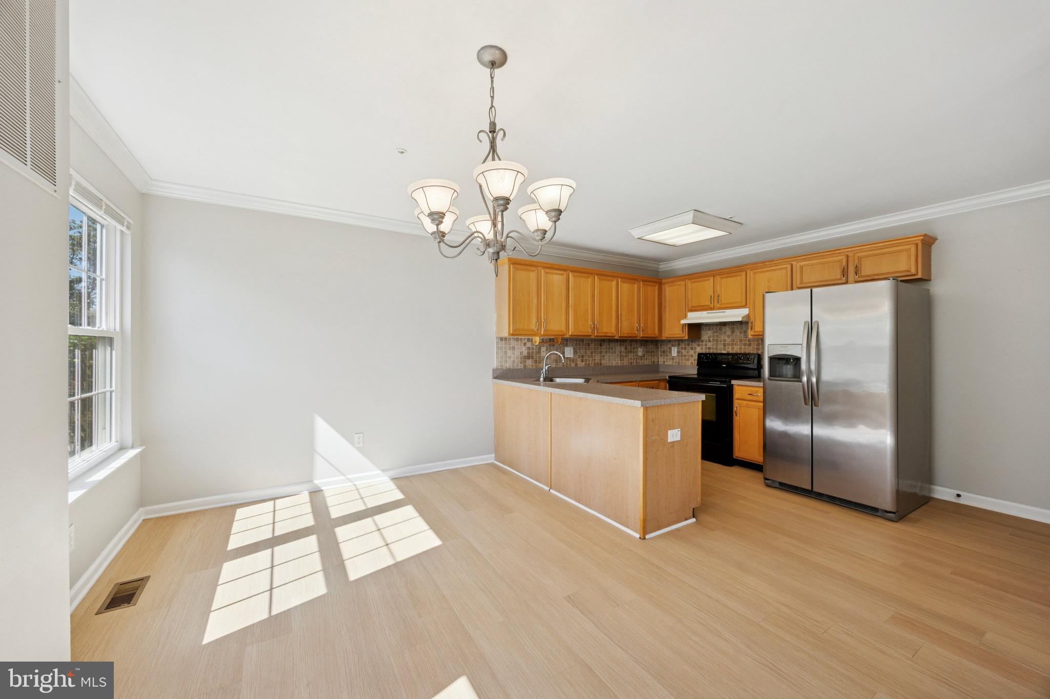 108 EAGLE COURT 105