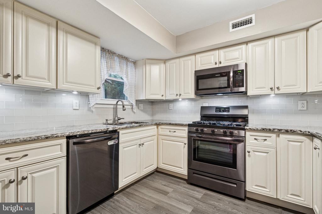 4525 WINDING BROOK DRIVE