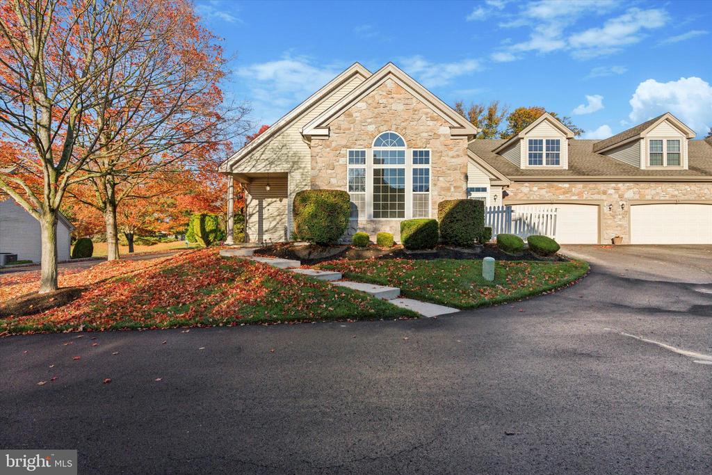 64 LEGACY OAKS DRIVE