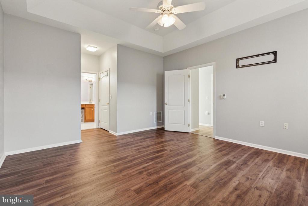 64 LEGACY OAKS DRIVE