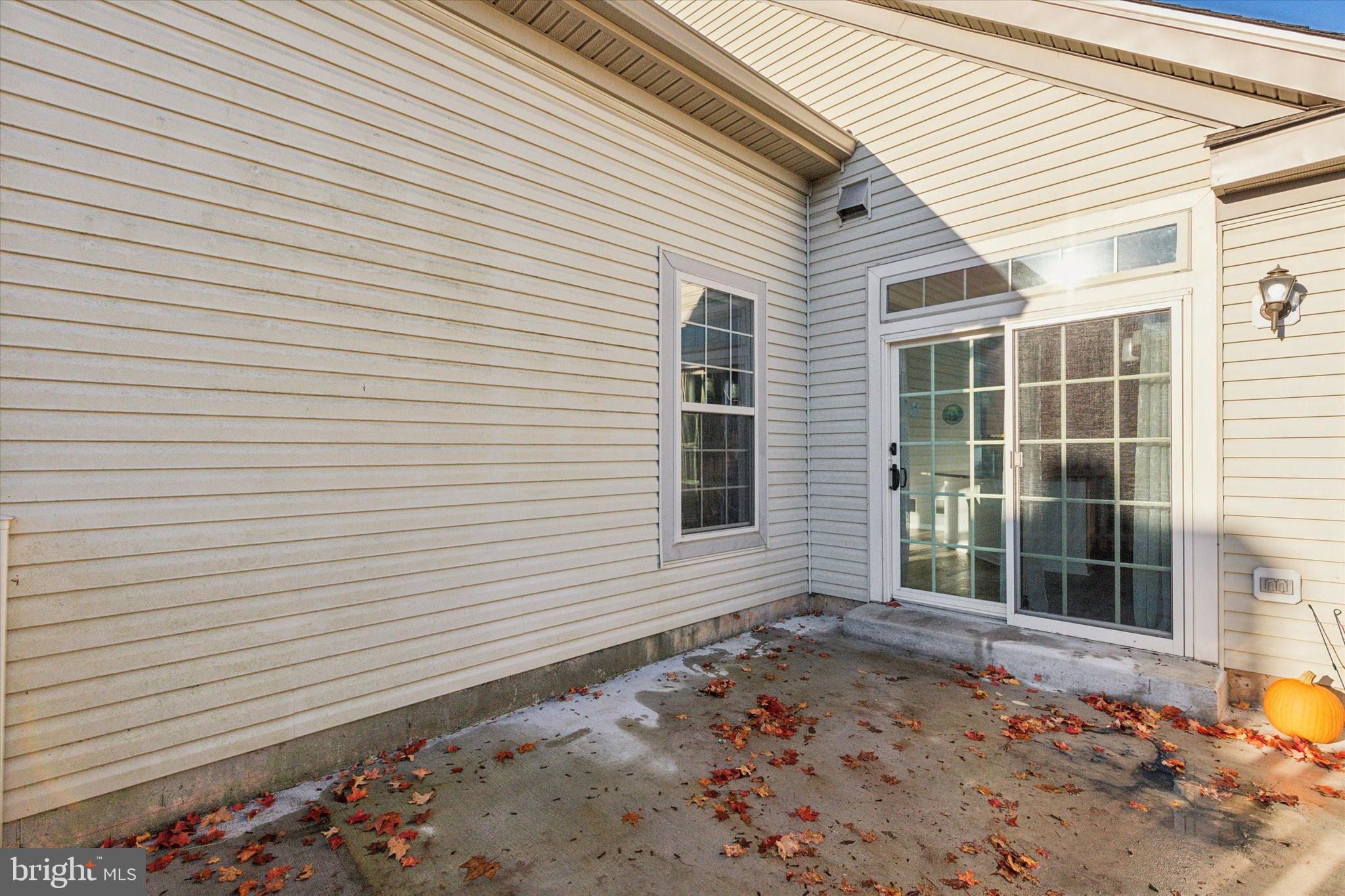 64 LEGACY OAKS DRIVE