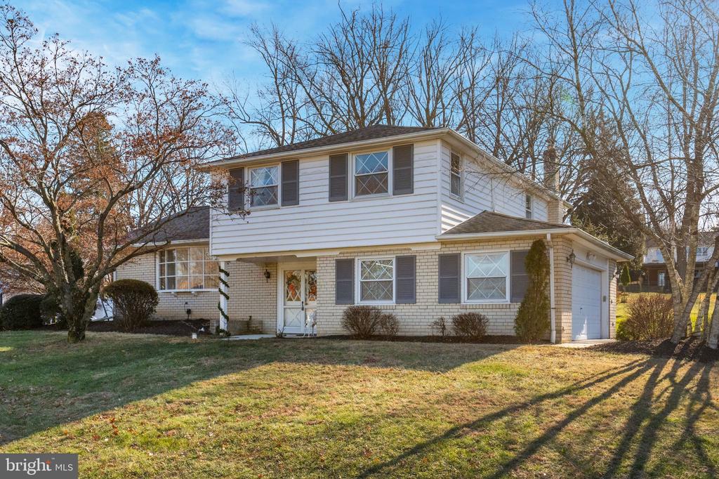 72 E HERON ROAD