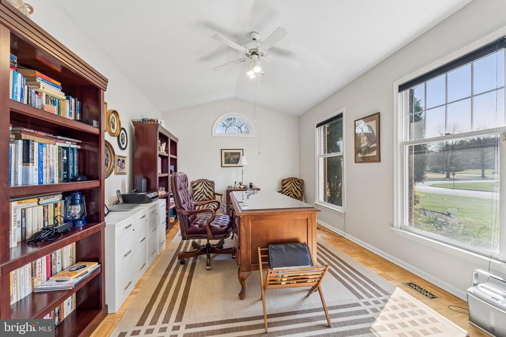 137 BRIARWOOD DRIVE