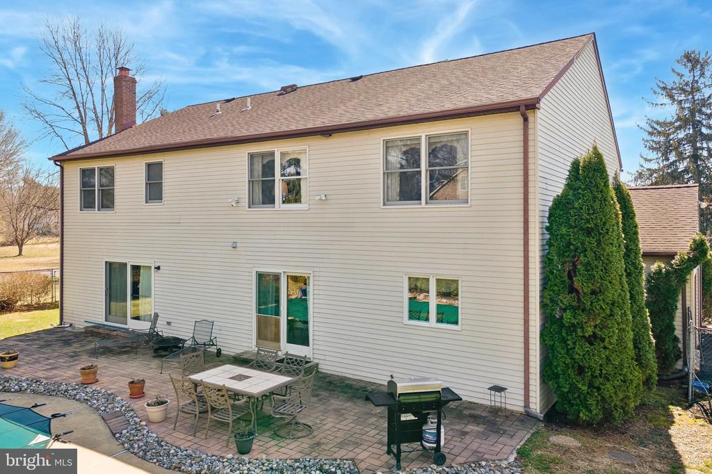 137 BRIARWOOD DRIVE