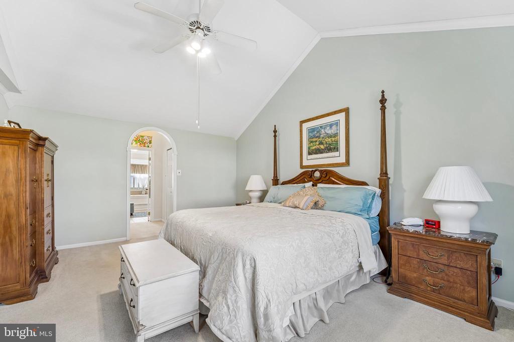 137 BRIARWOOD DRIVE