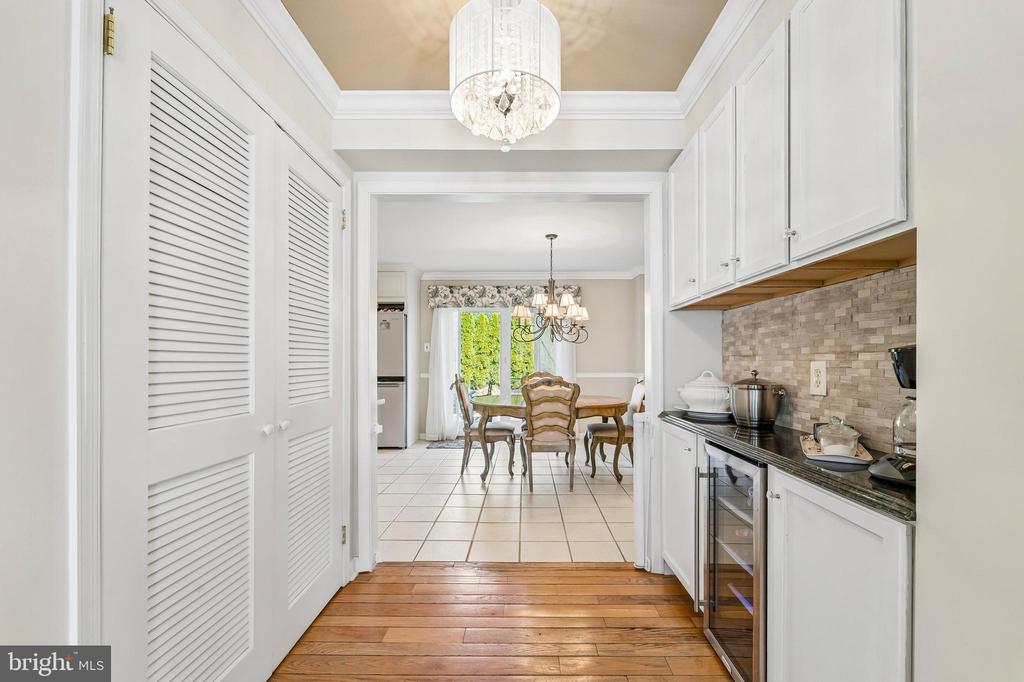 137 BRIARWOOD DRIVE