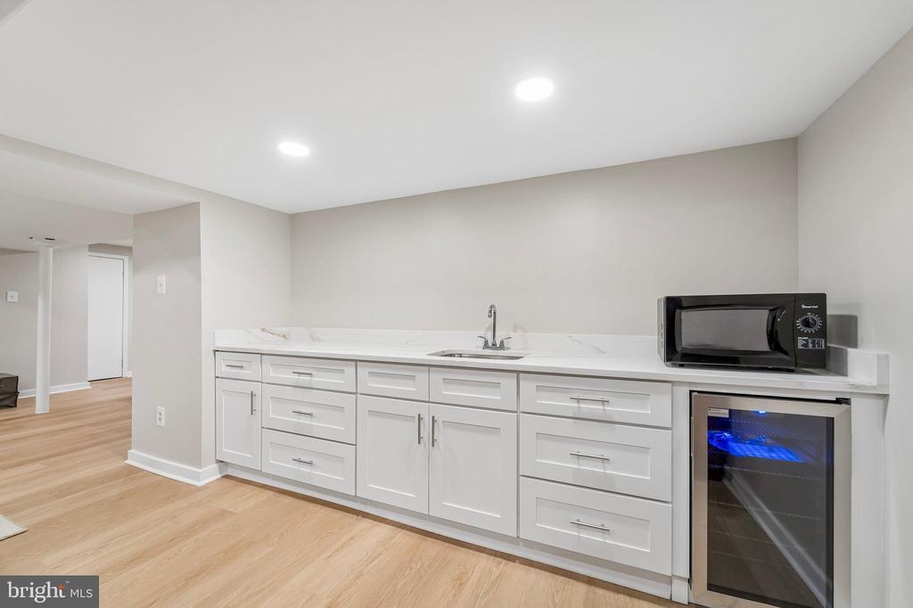 137 BRIARWOOD DRIVE