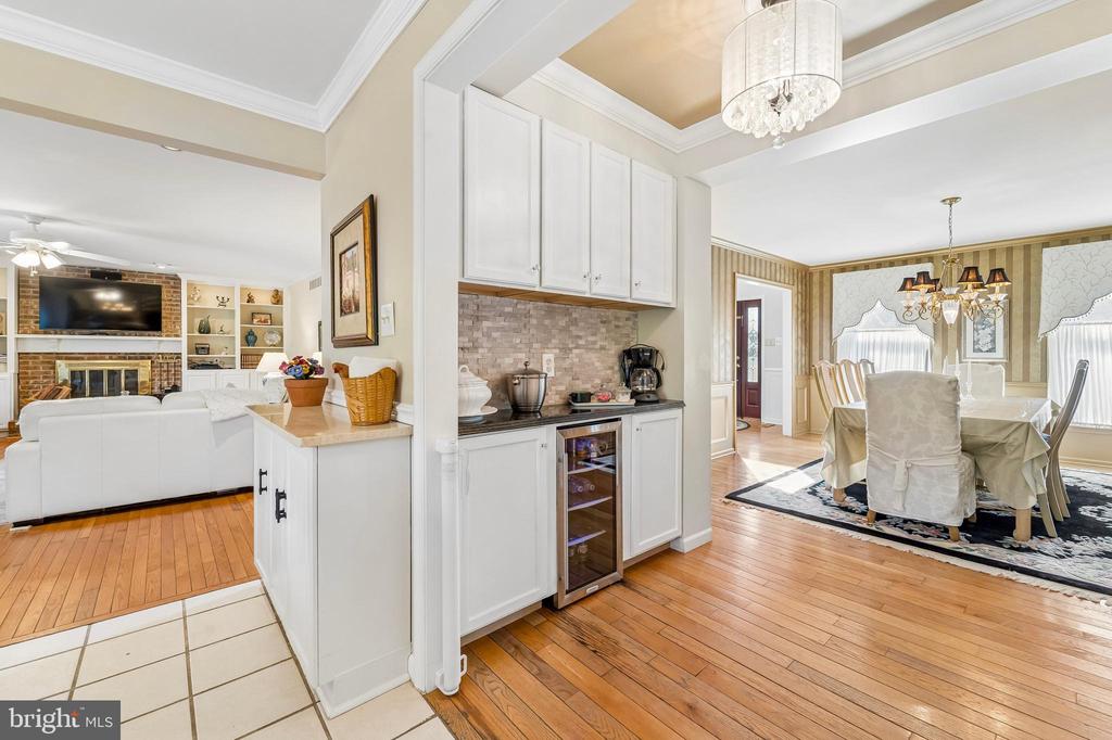137 BRIARWOOD DRIVE