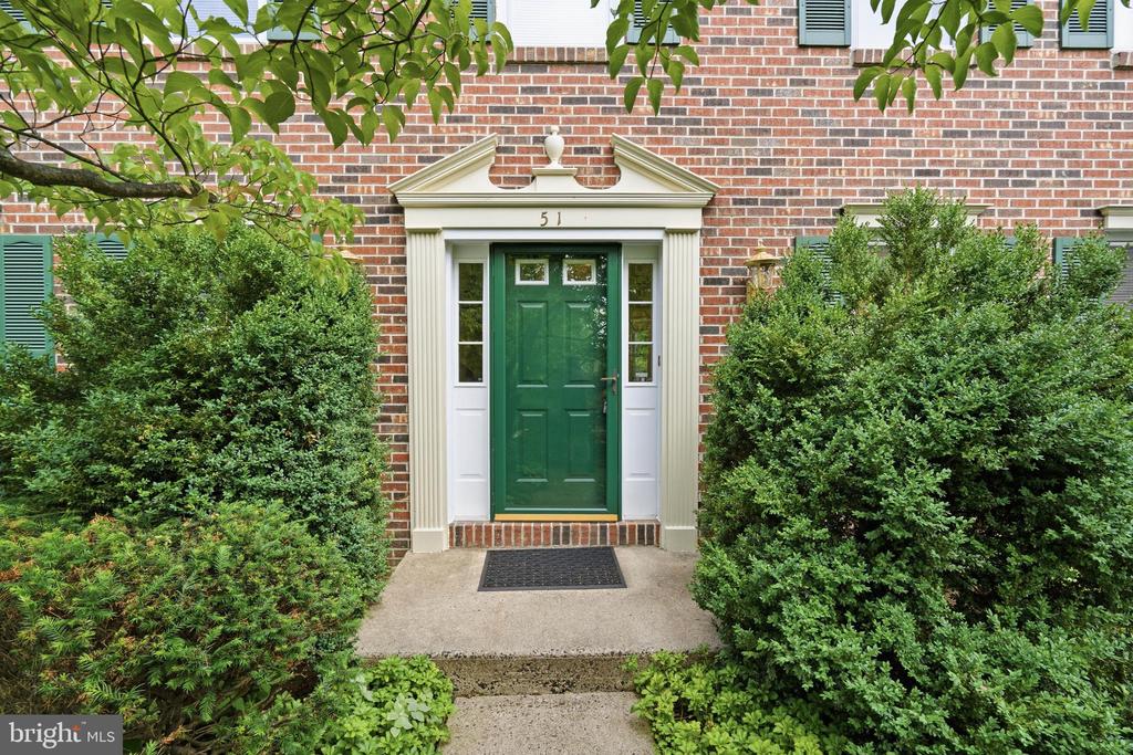 51 SNAPDRAGON DRIVE