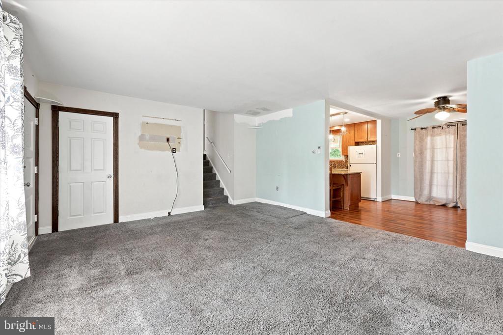 1229 CORNWELLS AVENUE