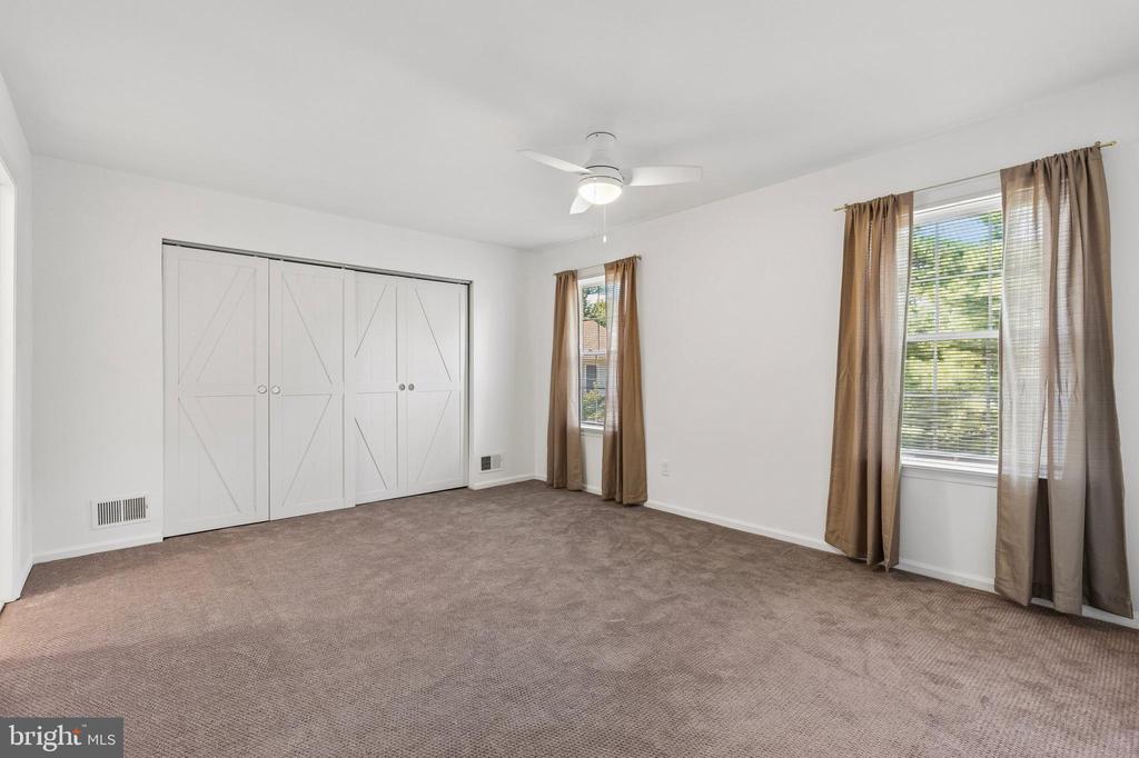 266 LEEDOM WAY