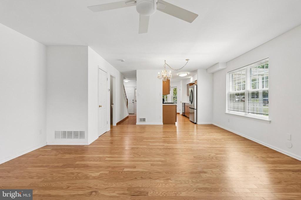266 LEEDOM WAY