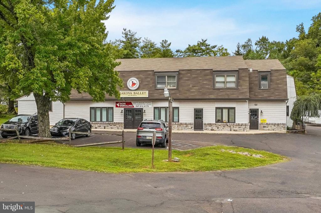 700 2ND STREET PIKE