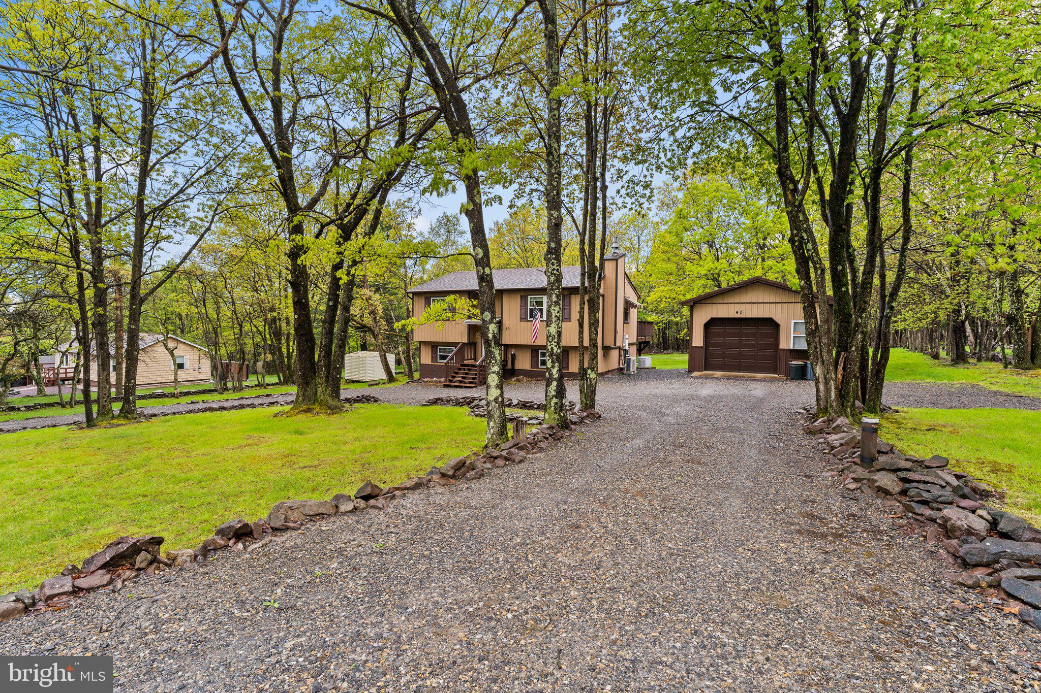 45 Quincy Ln