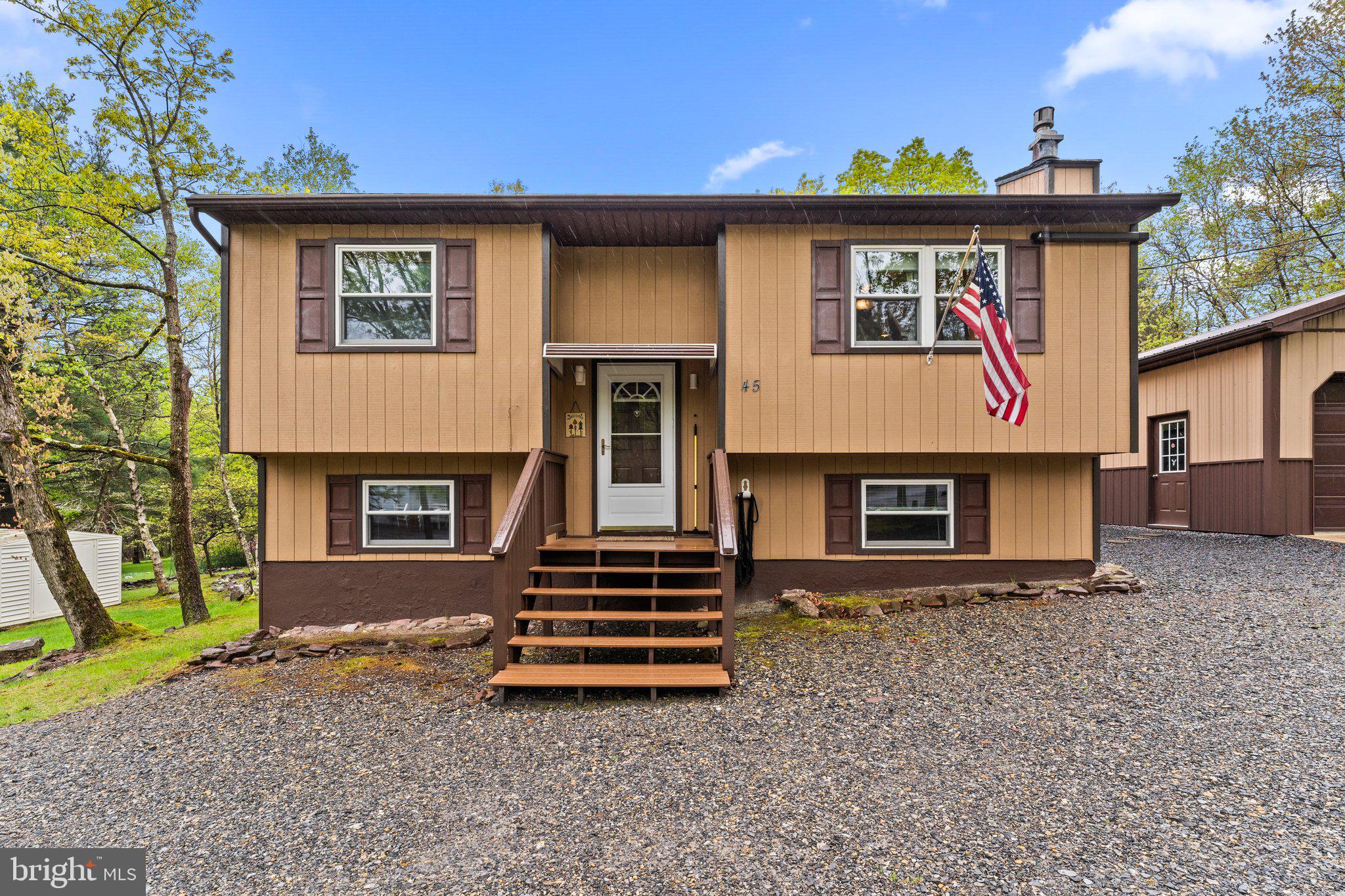 45 Quincy Ln
