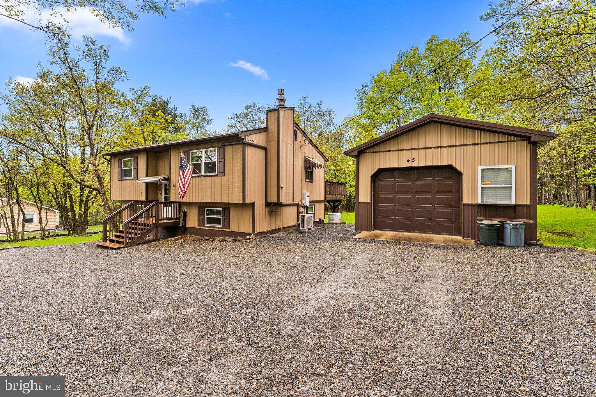 45 Quincy Ln