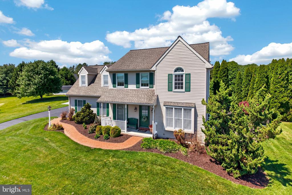 315 GLEN RUN DRIVE
