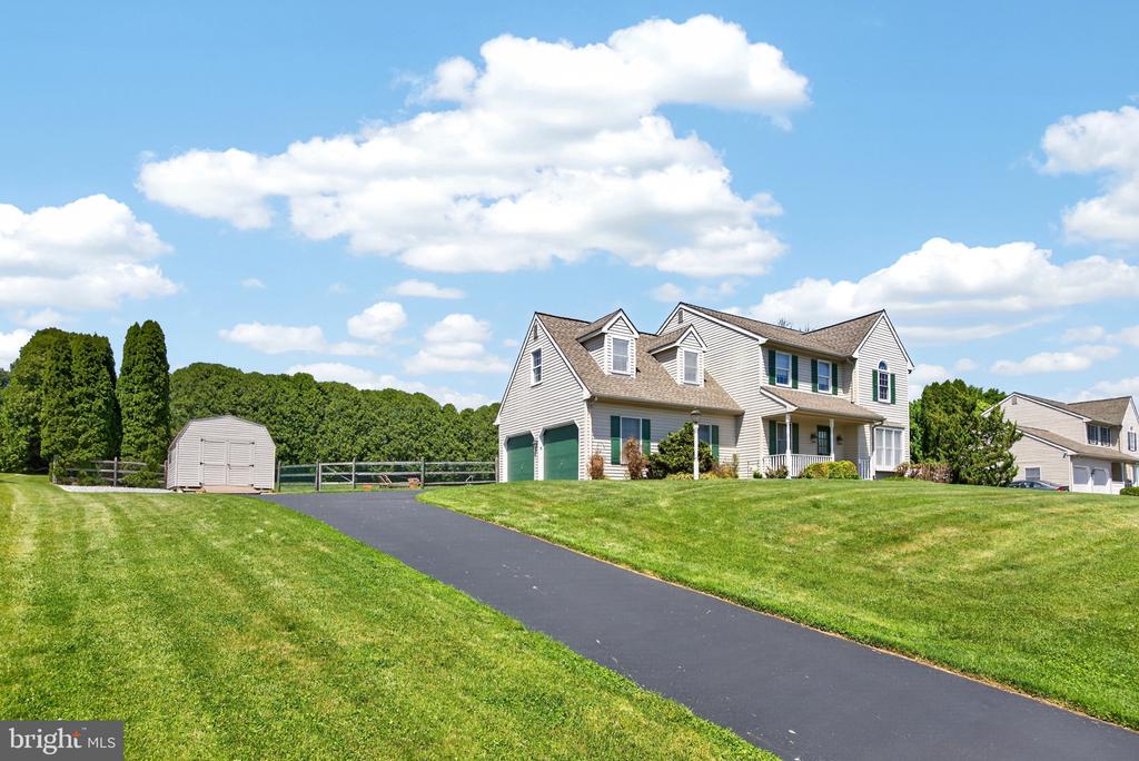 315 GLEN RUN DRIVE