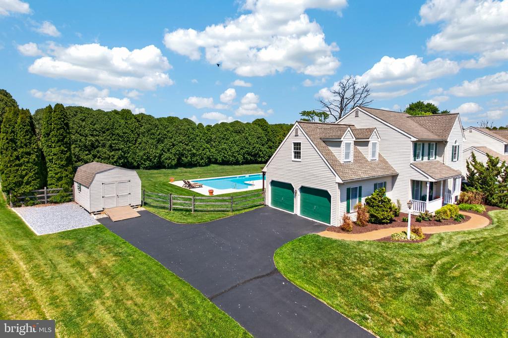 315 GLEN RUN DRIVE