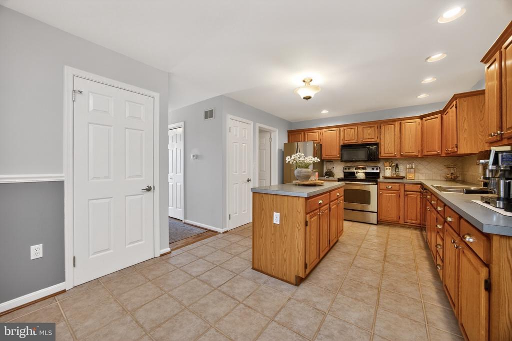 315 GLEN RUN DRIVE