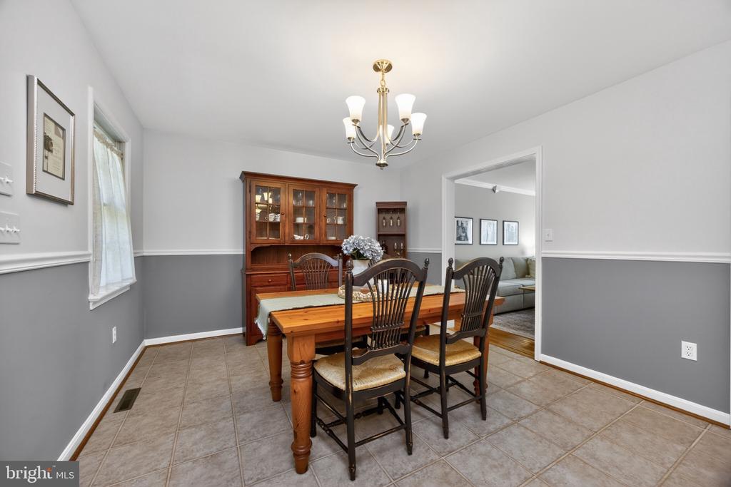 315 GLEN RUN DRIVE
