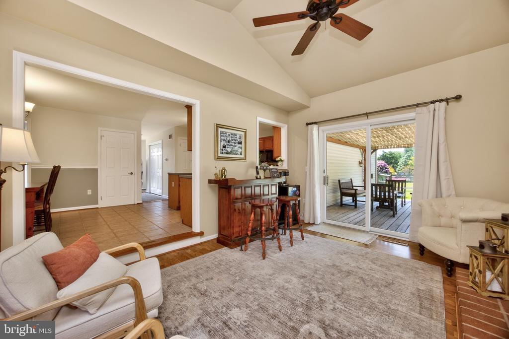 315 GLEN RUN DRIVE
