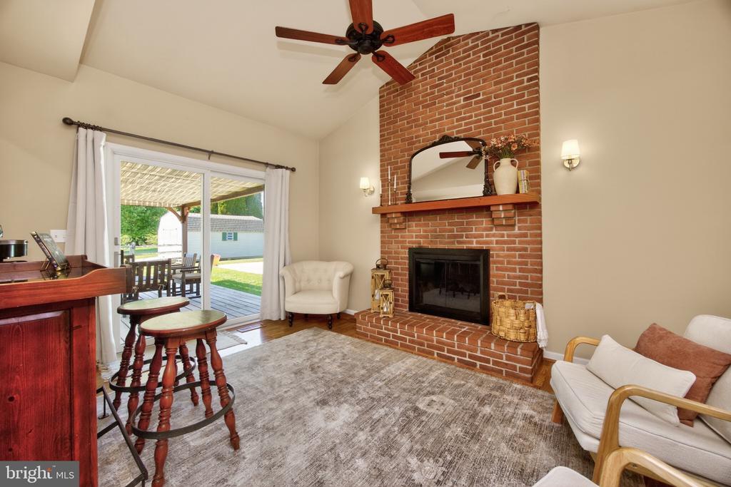 315 GLEN RUN DRIVE