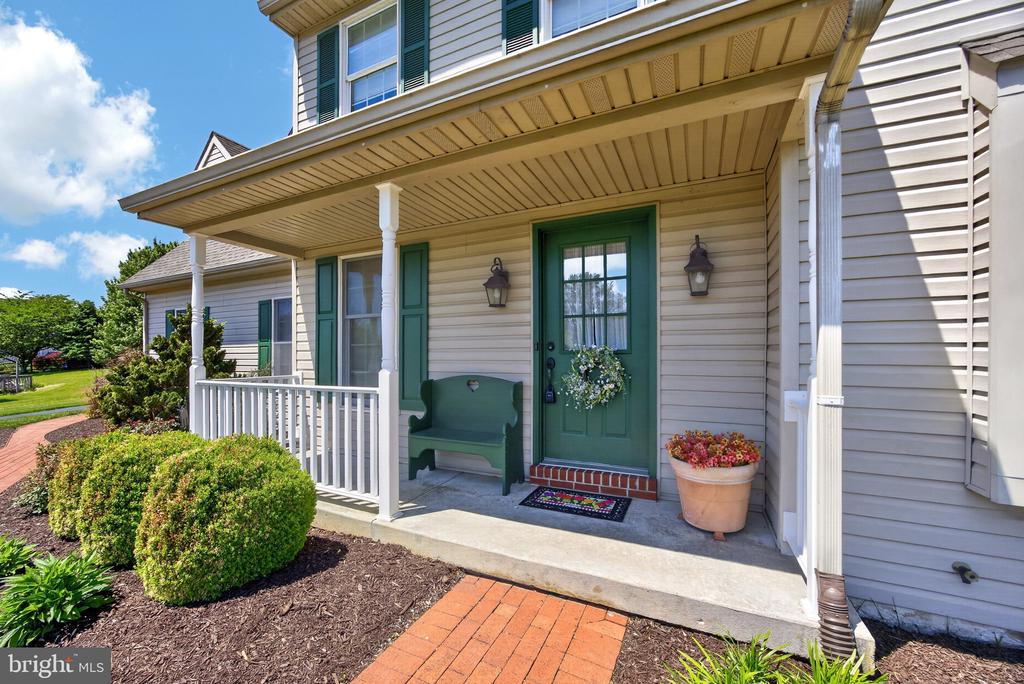 315 GLEN RUN DRIVE