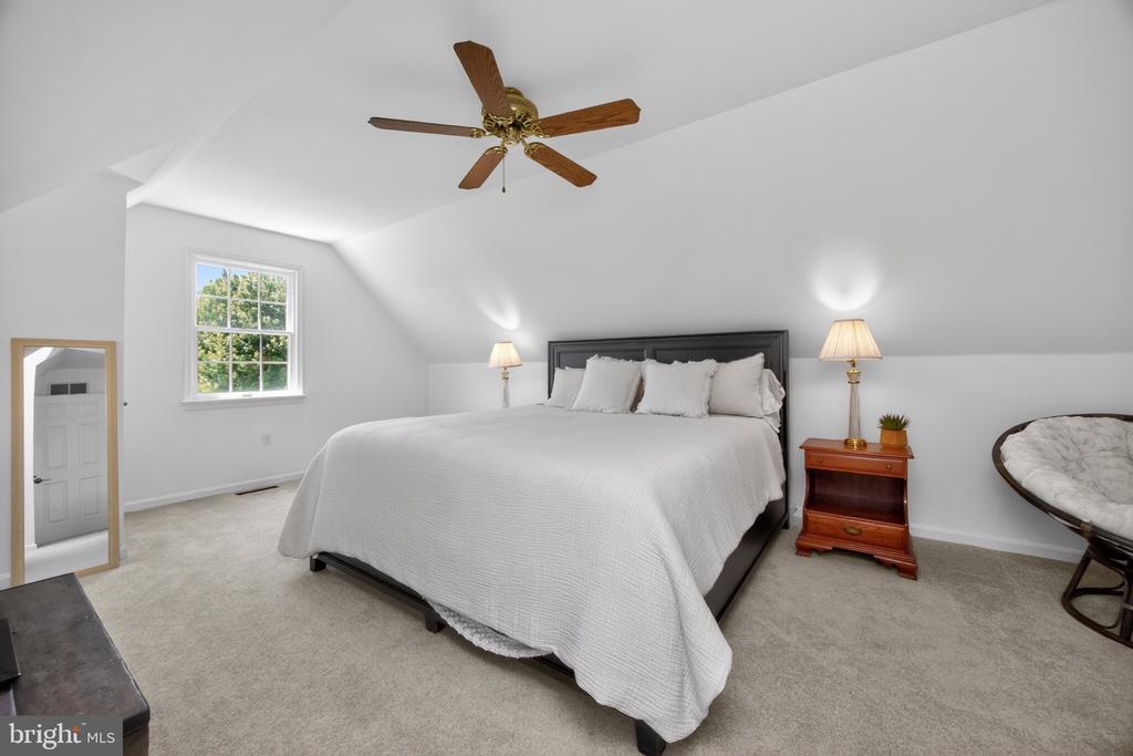 315 GLEN RUN DRIVE